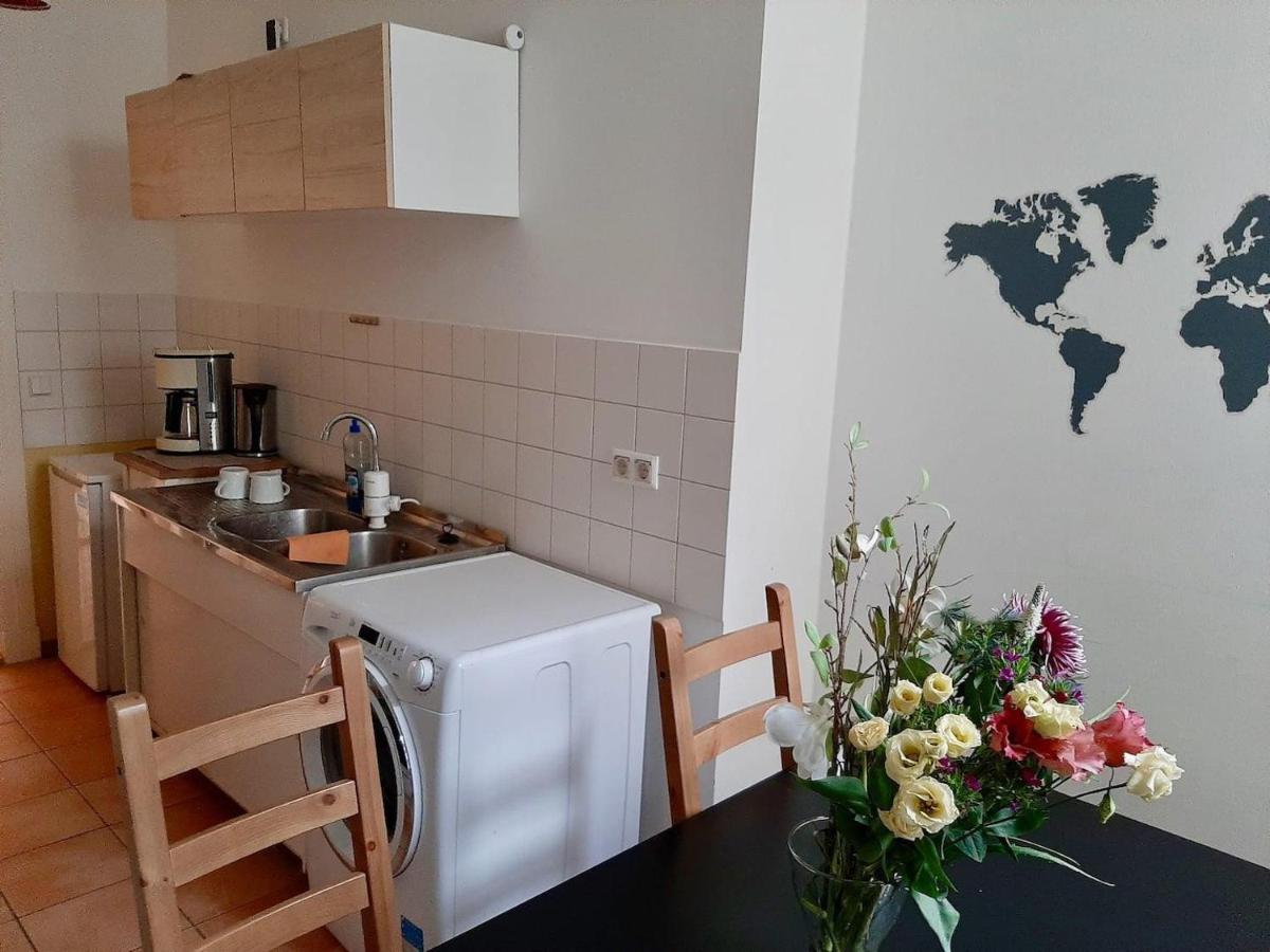Lovely For Family And Friends Appartement Berlijn
